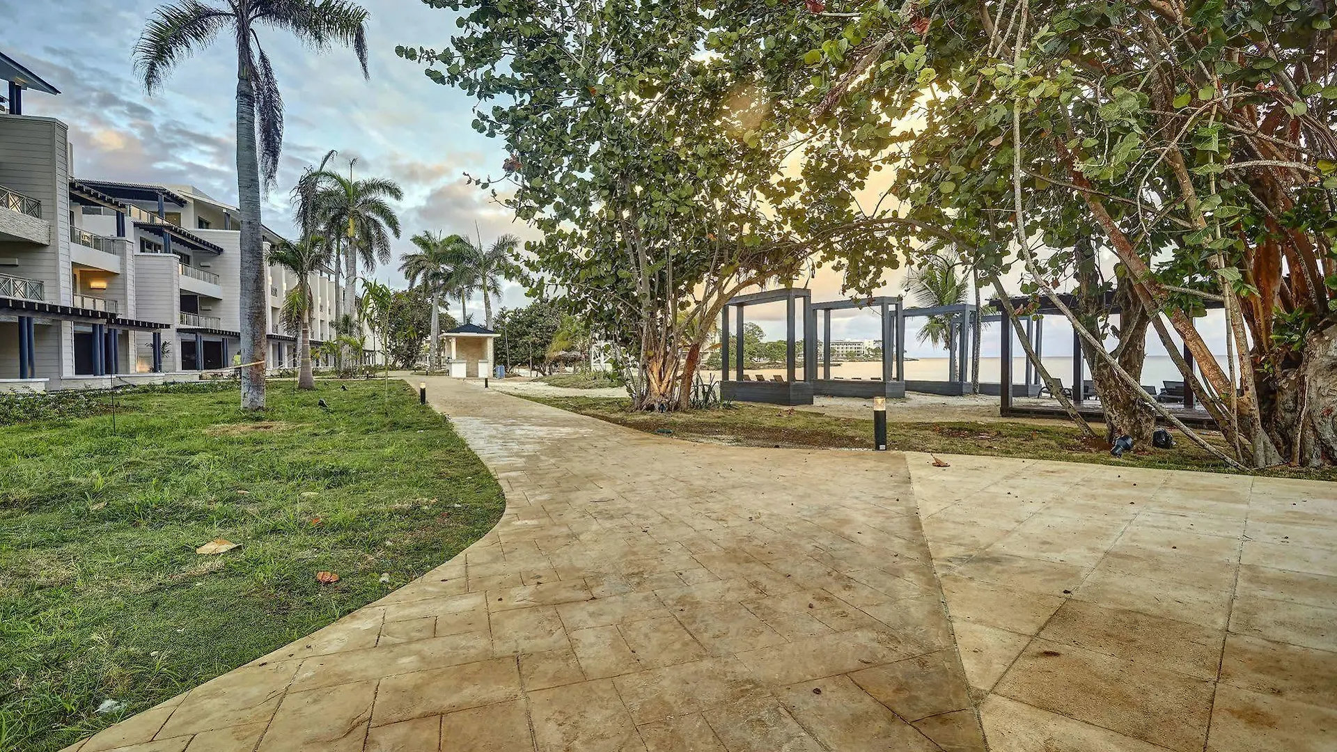 Royalton Negril, An Autograph Collection All-Inclusive Resort