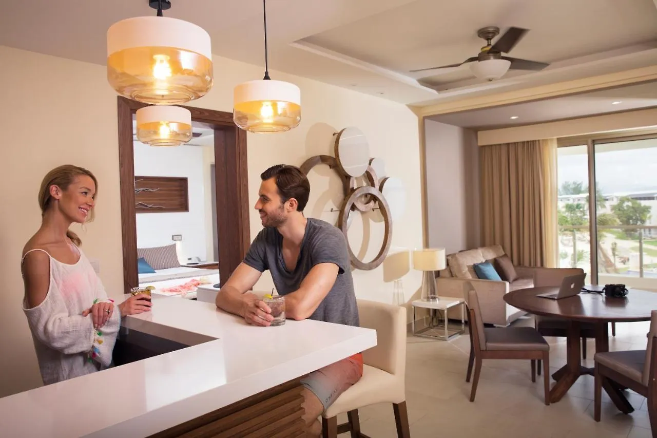 *****  Royalton Negril, An Autograph Collection All-Inclusive Resort Ямайка