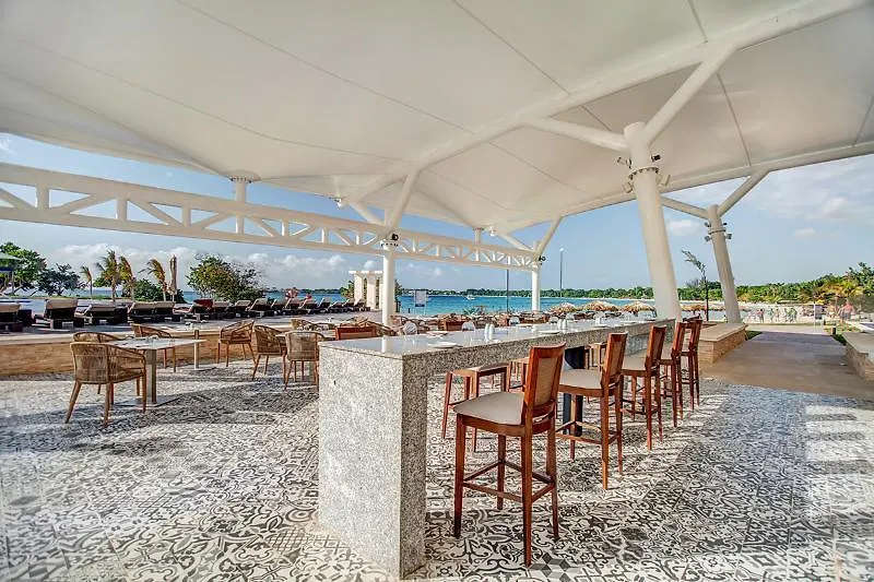 Royalton Negril, An Autograph Collection All-Inclusive Resort 5*, Negril